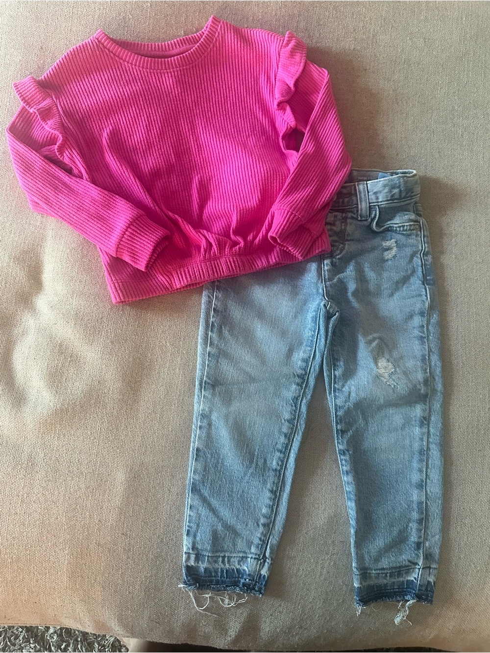 Adorable Girls 3t Outfit By cat And Jack